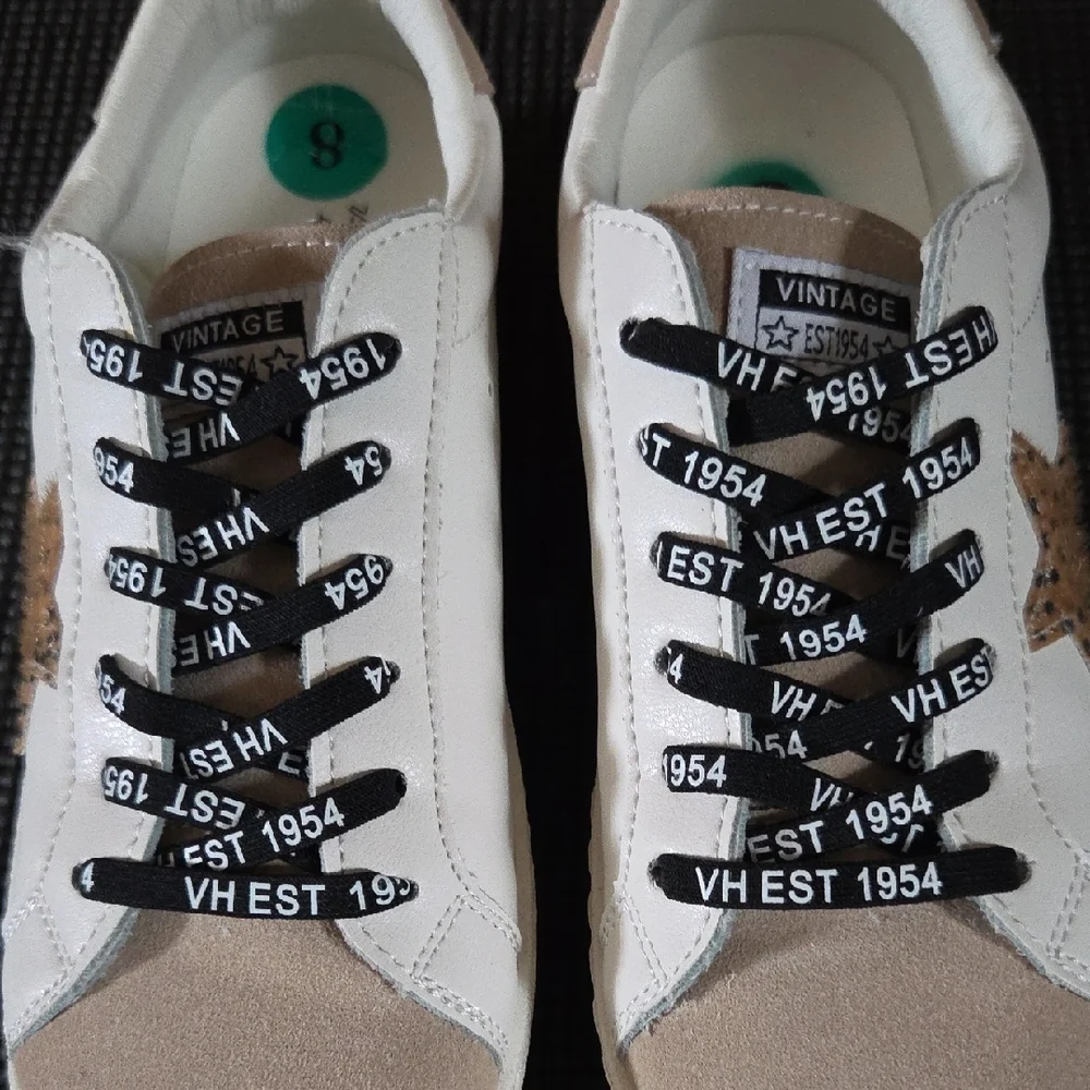Vintage Havana Women's White and Brown Star Sneakers - Picture 10 of 10